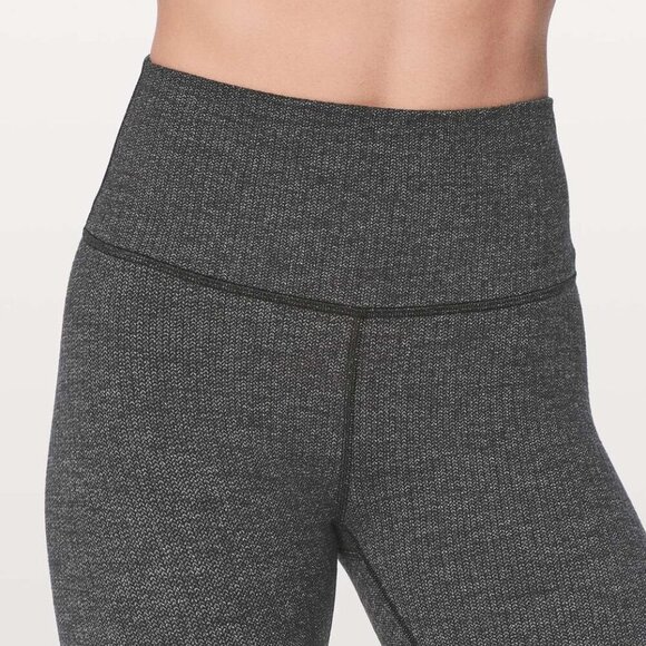 Lululemon Wunder Under Leggings Size 4 - Heathered Black - Picture 2 of 6